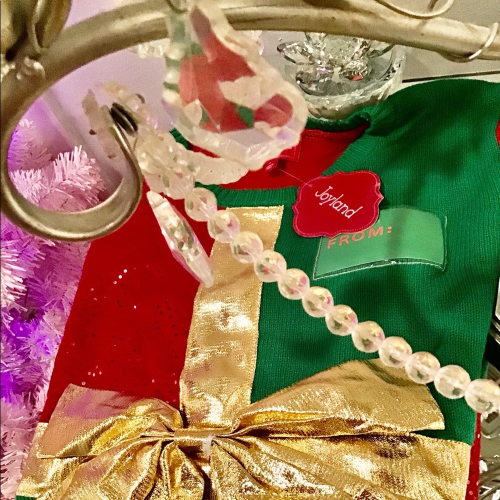 Beautiful holiday Christmas sweater